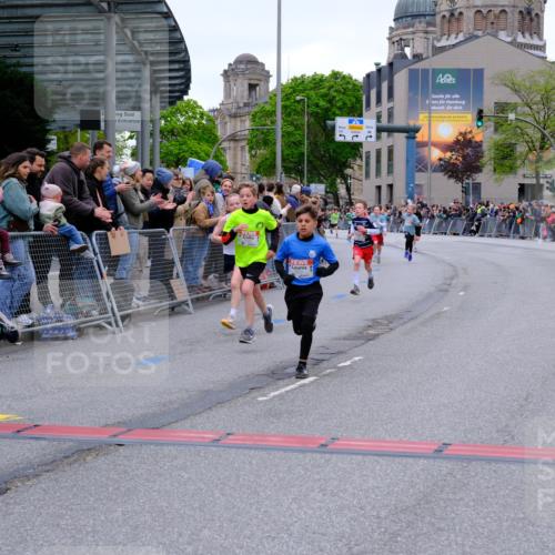 25.04.2026 - Das Zehntel Tim E. http://msf.ph/oto/9573780 25.04.2026 10:48:07 Ziel 5103, 5293, 5309, 5921, 6317, 6323, 6971, 7239, 7549, 7624, 8052, 8062 meine-sportfotos.de