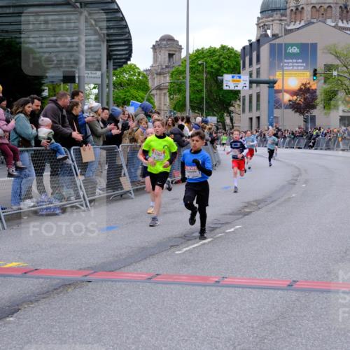 25.04.2026 - Das Zehntel Tim E. http://msf.ph/oto/9573781 25.04.2026 10:48:07 Ziel 5103, 5293, 5309, 5921, 6317, 6323, 6971, 7239, 7549, 7624, 8052, 8062 meine-sportfotos.de