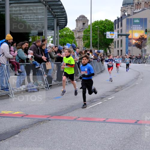 25.04.2026 - Das Zehntel Tim E. http://msf.ph/oto/9573783 25.04.2026 10:48:07 Ziel 5103, 5293, 5309, 5921, 6317, 6323, 6971, 7239, 7549, 7624, 8052, 8062 meine-sportfotos.de