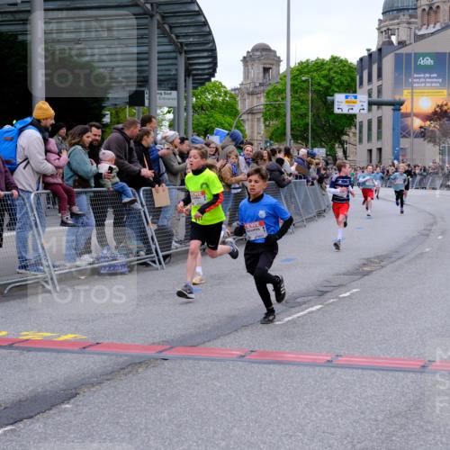 25.04.2026 - Das Zehntel Tim E. http://msf.ph/oto/9573784 25.04.2026 10:48:07 Ziel 5103, 5293, 5309, 5921, 6317, 6323, 6971, 7239, 7549, 7624, 8052, 8062 meine-sportfotos.de