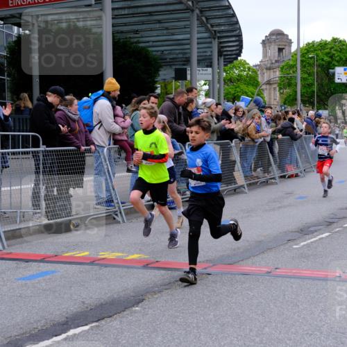 25.04.2026 - Das Zehntel Tim E. http://msf.ph/oto/9573789 25.04.2026 10:48:08 Ziel 5103, 5454, 5921, 6317, 6323, 6971, 7239, 7549, 7624, 8052, 8062 meine-sportfotos.de
