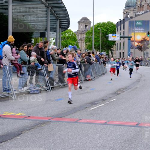25.04.2026 - Das Zehntel Tim E. http://msf.ph/oto/9573794 25.04.2026 10:48:09 Ziel 5103, 5454, 5502, 5921, 6323, 6971, 7239, 7549, 7624, 8052, 8062 meine-sportfotos.de