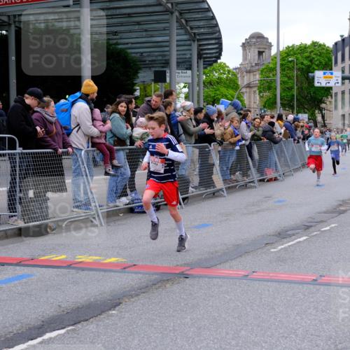 25.04.2026 - Das Zehntel Tim E. http://msf.ph/oto/9573799 25.04.2026 10:48:10 Ziel 5103, 5454, 5502, 5921, 6323, 6971, 7239, 7549, 7624, 8052, 8062 meine-sportfotos.de