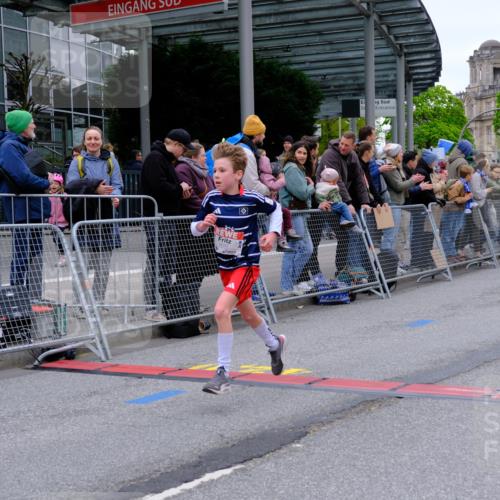 25.04.2026 - Das Zehntel Tim E. http://msf.ph/oto/9573803 25.04.2026 10:48:10 Ziel 5103, 5454, 5502, 5921, 6323, 6971, 7239, 7549, 7624, 8052, 8062 meine-sportfotos.de