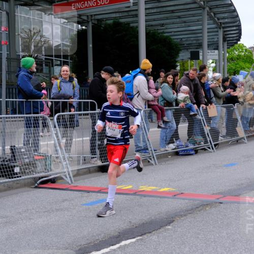 25.04.2026 - Das Zehntel Tim E. http://msf.ph/oto/9573804 25.04.2026 10:48:10 Ziel 5103, 5454, 5502, 5921, 6323, 6971, 7239, 7549, 7624, 8052, 8062 meine-sportfotos.de