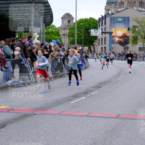 25.04.2026 - Das Zehntel Tim E. http://msf.ph/oto/9573808 25.04.2026 10:48:12 Ziel 5103, 5454, 5502, 5921, 6323, 6685, 6889, 6971, 7239, 7549, 7624, 8052, 8062 meine-sportfotos.de