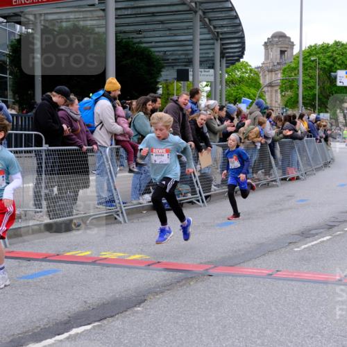 25.04.2026 - Das Zehntel Tim E. http://msf.ph/oto/9573816 25.04.2026 10:48:13 Ziel 5454, 5502, 5905, 5921, 6323, 6685, 6889, 6971, 7239, 7549, 7588, 7624, 8052 meine-sportfotos.de