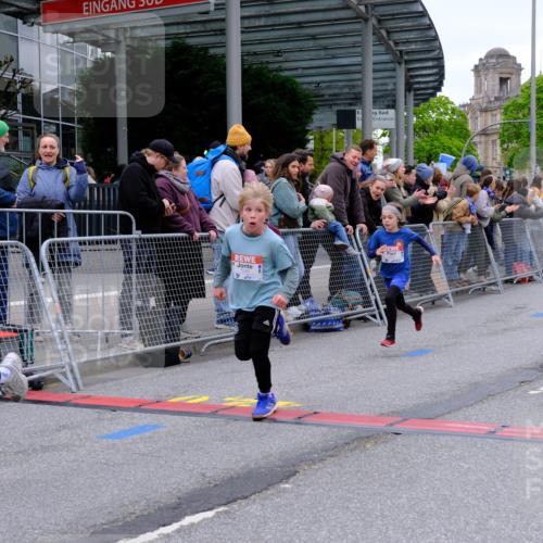 25.04.2026 - Das Zehntel Tim E. http://msf.ph/oto/9573818 25.04.2026 10:48:13 Ziel 5454, 5502, 5905, 5921, 6323, 6685, 6889, 6971, 7239, 7549, 7588, 7624, 8052 meine-sportfotos.de