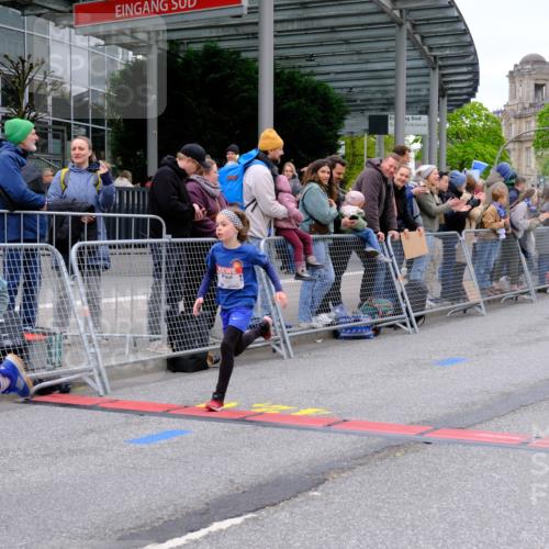 25.04.2026 - Das Zehntel Tim E. http://msf.ph/oto/9573821 25.04.2026 10:48:14 Ziel 5454, 5502, 5905, 6323, 6685, 6889, 6971, 7239, 7315, 7549, 7588, 7624, 8052 meine-sportfotos.de