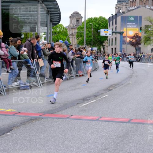 25.04.2026 - Das Zehntel Tim E. http://msf.ph/oto/9573827 25.04.2026 10:48:15 Ziel 5454, 5502, 5905, 6685, 6889, 7315, 7549, 7588, 7604, 7624, 8052 meine-sportfotos.de