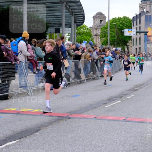 25.04.2026 - Das Zehntel Tim E. http://msf.ph/oto/9573830 25.04.2026 10:48:15 Ziel 5454, 5502, 5905, 6685, 6889, 7315, 7549, 7588, 7604, 7624, 8052 meine-sportfotos.de