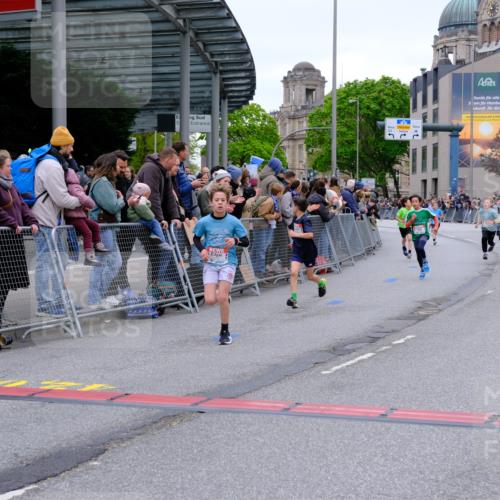 25.04.2026 - Das Zehntel Tim E. http://msf.ph/oto/9573833 25.04.2026 10:48:16 Ziel 5454, 5502, 5905, 6685, 6889, 6906, 7315, 7549, 7588, 7604, 7624, 8052 meine-sportfotos.de