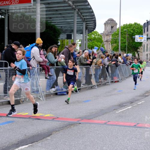 25.04.2026 - Das Zehntel Tim E. http://msf.ph/oto/9573839 25.04.2026 10:48:17 Ziel 5454, 5502, 5905, 6685, 6889, 6906, 7315, 7549, 7588, 7604, 7624, 7696 meine-sportfotos.de