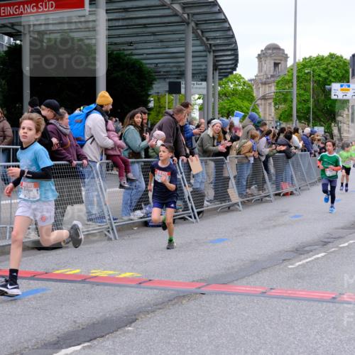 25.04.2026 - Das Zehntel Tim E. http://msf.ph/oto/9573840 25.04.2026 10:48:17 Ziel 5454, 5502, 5905, 6685, 6889, 6906, 7315, 7549, 7588, 7604, 7624, 7696 meine-sportfotos.de