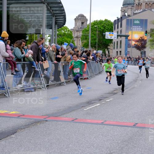 25.04.2026 - Das Zehntel Tim E. http://msf.ph/oto/9573844 25.04.2026 10:48:18 Ziel 5454, 5502, 5905, 6685, 6889, 6906, 7315, 7549, 7588, 7604, 7624, 7696 meine-sportfotos.de