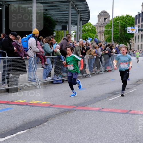 25.04.2026 - Das Zehntel Tim E. http://msf.ph/oto/9573849 25.04.2026 10:48:19 Ziel 5299, 5454, 5502, 5905, 6685, 6889, 6906, 7315, 7549, 7588, 7604, 7624, 7696, 7738 meine-sportfotos.de