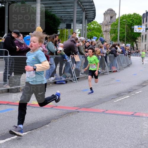 25.04.2026 - Das Zehntel Tim E. http://msf.ph/oto/9573853 25.04.2026 10:48:19 Ziel 5299, 5454, 5502, 5905, 6685, 6889, 6906, 7315, 7549, 7588, 7604, 7624, 7696, 7738 meine-sportfotos.de