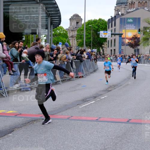 25.04.2026 - Das Zehntel Tim E. http://msf.ph/oto/9573859 25.04.2026 10:48:21 Ziel 5299, 5502, 5905, 6685, 6889, 6906, 7315, 7588, 7604, 7696, 7738 meine-sportfotos.de