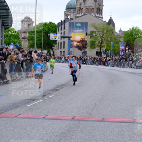 25.04.2026 - Das Zehntel Tim E. http://msf.ph/oto/9573862 25.04.2026 10:48:21 Ziel 5299, 5502, 5905, 6685, 6889, 6906, 7315, 7588, 7604, 7696, 7738 meine-sportfotos.de