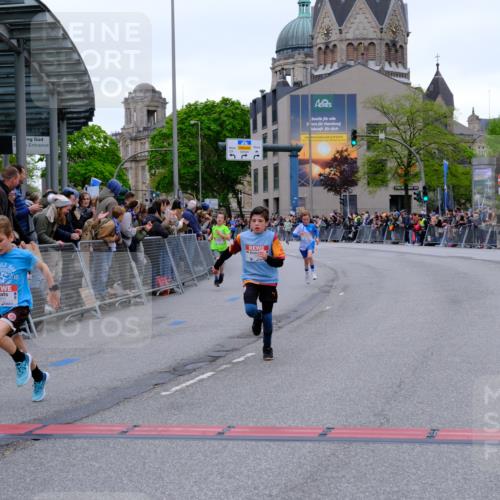 25.04.2026 - Das Zehntel Tim E. http://msf.ph/oto/9573865 25.04.2026 10:48:22 Ziel 5299, 5905, 6685, 6889, 6906, 7315, 7588, 7604, 7696, 7738 meine-sportfotos.de