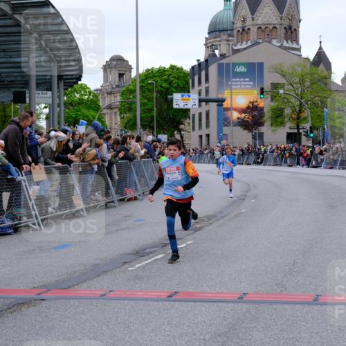 25.04.2026 - Das Zehntel Tim E. http://msf.ph/oto/9573867 25.04.2026 10:48:22 Ziel 5299, 5905, 6685, 6889, 6906, 7315, 7588, 7604, 7696, 7738 meine-sportfotos.de
