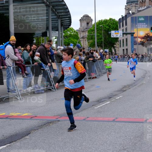 25.04.2026 - Das Zehntel Tim E. http://msf.ph/oto/9573873 25.04.2026 10:48:23 Ziel 5299, 5905, 6685, 6889, 6906, 7315, 7588, 7604, 7696, 7738 meine-sportfotos.de