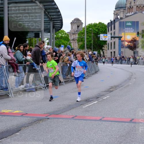 25.04.2026 - Das Zehntel Tim E. http://msf.ph/oto/9573881 25.04.2026 10:48:25 Ziel 5299, 5905, 6906, 7315, 7588, 7604, 7696, 7738 meine-sportfotos.de