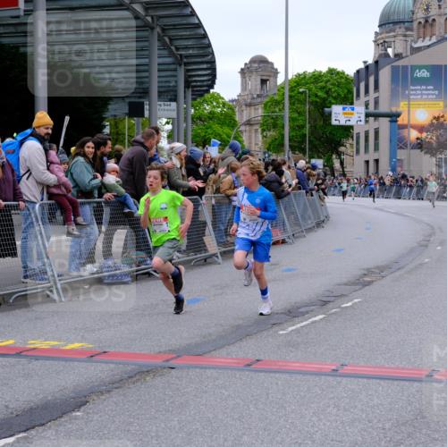 25.04.2026 - Das Zehntel Tim E. http://msf.ph/oto/9573882 25.04.2026 10:48:25 Ziel 5299, 5905, 6906, 7315, 7588, 7604, 7696, 7738 meine-sportfotos.de