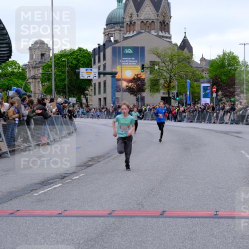25.04.2026 - Das Zehntel Tim E. http://msf.ph/oto/9573889 25.04.2026 10:48:32 Ziel 6037, 6095, 6341 meine-sportfotos.de