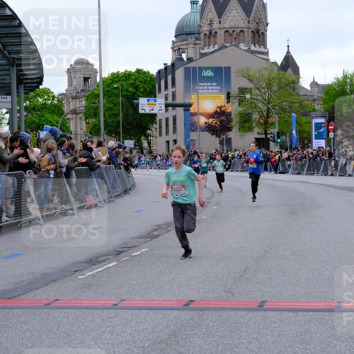 25.04.2026 - Das Zehntel Tim E. http://msf.ph/oto/9573892 25.04.2026 10:48:33 Ziel 6037, 6095, 6341, 7960 meine-sportfotos.de