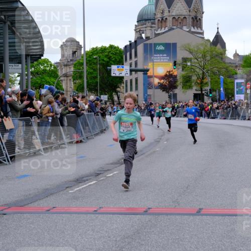 25.04.2026 - Das Zehntel Tim E. http://msf.ph/oto/9573894 25.04.2026 10:48:33 Ziel 6037, 6095, 6341, 7960 meine-sportfotos.de