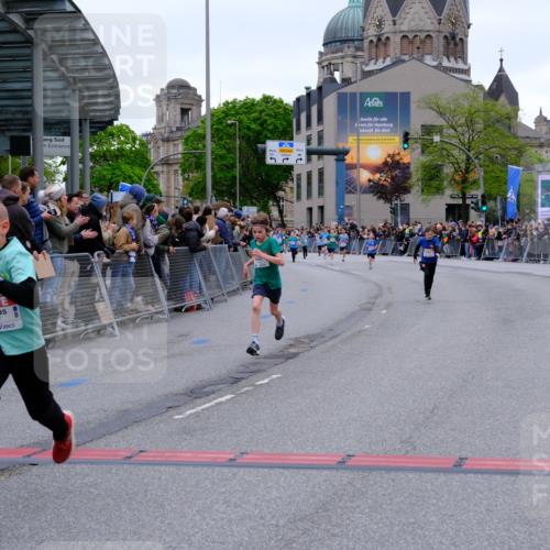 25.04.2026 - Das Zehntel Tim E. http://msf.ph/oto/9573912 25.04.2026 10:48:37 Ziel 5425, 6037, 6095, 6341, 7960 meine-sportfotos.de