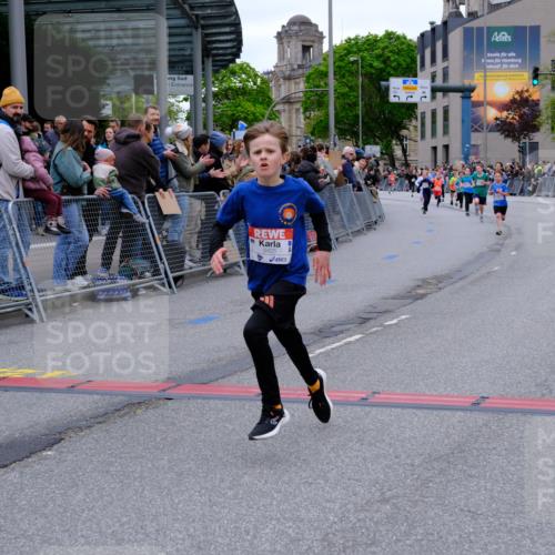 25.04.2026 - Das Zehntel Tim E. http://msf.ph/oto/9573923 25.04.2026 10:48:41 Ziel 5425, 6037, 6326, 6341, 7960, 7982 meine-sportfotos.de