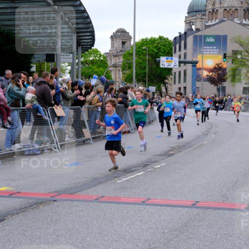 25.04.2026 - Das Zehntel Tim E. http://msf.ph/oto/9573929 25.04.2026 10:48:46 Ziel 5425, 6104, 6326, 6407, 6913, 7381, 7385, 7547, 7747, 7753, 7982, 8025 meine-sportfotos.de