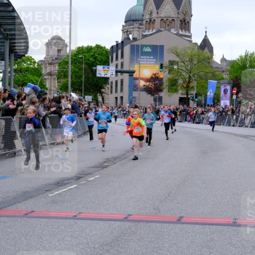 25.04.2026 - Das Zehntel Tim E. http://msf.ph/oto/9573939 25.04.2026 10:48:48 Ziel 6104, 6326, 6407, 6913, 7006, 7381, 7385, 7547, 7664, 7724, 7747, 7748, 7753, 7982, 8025 meine-sportfotos.de
