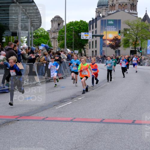 25.04.2026 - Das Zehntel Tim E. http://msf.ph/oto/9573946 25.04.2026 10:48:49 Ziel 6104, 6326, 6407, 6913, 7006, 7381, 7385, 7547, 7664, 7724, 7747, 7748, 7753, 7977, 7982, 8025 meine-sportfotos.de