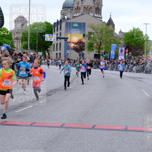 25.04.2026 - Das Zehntel Tim E. http://msf.ph/oto/9573947 25.04.2026 10:48:50 Ziel 6104, 6326, 6407, 6913, 7006, 7381, 7385, 7547, 7664, 7724, 7747, 7748, 7753, 7977, 7982, 8025 meine-sportfotos.de