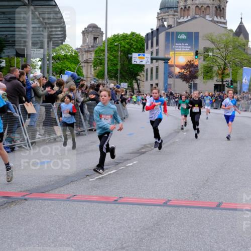 25.04.2026 - Das Zehntel Tim E. http://msf.ph/oto/9573957 25.04.2026 10:48:51 Ziel 6104, 6326, 6407, 6913, 7006, 7381, 7385, 7547, 7625, 7664, 7724, 7747, 7748, 7753, 7977, 7982, 8025 meine-sportfotos.de