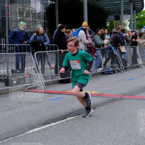 25.04.2026 - Das Zehntel Tim E. http://msf.ph/oto/9573978 25.04.2026 10:48:55 Ziel 6104, 6707, 6913, 7006, 7380, 7381, 7385, 7547, 7625, 7664, 7724, 7747, 7748, 7753, 7977, 8025 meine-sportfotos.de
