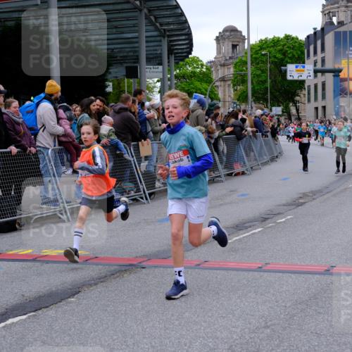 25.04.2026 - Das Zehntel Tim E. http://msf.ph/oto/9573986 25.04.2026 10:48:58 Ziel 5012, 5416, 6056, 6668, 6707, 7006, 7380, 7547, 7625, 7664, 7724, 7726, 7748, 7753, 7977 meine-sportfotos.de