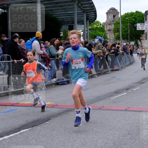 25.04.2026 - Das Zehntel Tim E. http://msf.ph/oto/9573988 25.04.2026 10:48:58 Ziel 5012, 5416, 6056, 6668, 6707, 7006, 7380, 7547, 7625, 7664, 7724, 7726, 7748, 7753, 7977 meine-sportfotos.de