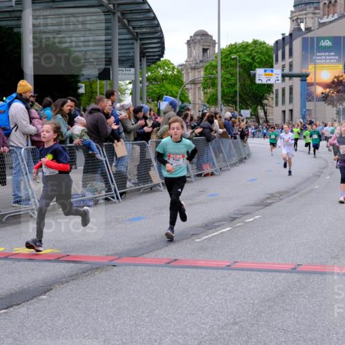 25.04.2026 - Das Zehntel Tim E. http://msf.ph/oto/9573989 25.04.2026 10:49:01 Ziel 5012, 5416, 6056, 6668, 6707, 7176, 7380, 7625, 7726, 7977 meine-sportfotos.de