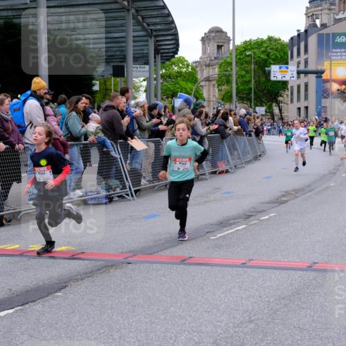 25.04.2026 - Das Zehntel Tim E. http://msf.ph/oto/9573990 25.04.2026 10:49:01 Ziel 5012, 5416, 6056, 6668, 6707, 7176, 7380, 7625, 7726, 7977 meine-sportfotos.de