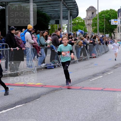 25.04.2026 - Das Zehntel Tim E. http://msf.ph/oto/9573994 25.04.2026 10:49:02 Ziel 5008, 5012, 5416, 6056, 6523, 6668, 6707, 6940, 7164, 7176, 7303, 7380, 7625, 7726, 7972 meine-sportfotos.de