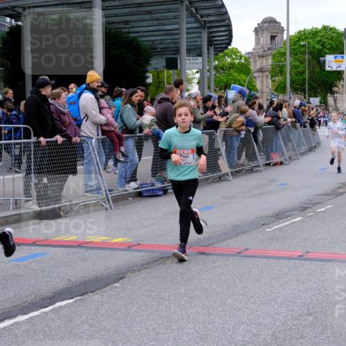 25.04.2026 - Das Zehntel Tim E. http://msf.ph/oto/9573995 25.04.2026 10:49:02 Ziel 5008, 5012, 5416, 6056, 6523, 6668, 6707, 6940, 7164, 7176, 7303, 7380, 7625, 7726, 7972 meine-sportfotos.de