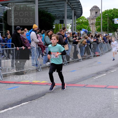 25.04.2026 - Das Zehntel Tim E. http://msf.ph/oto/9573997 25.04.2026 10:49:02 Ziel 5008, 5012, 5416, 6056, 6523, 6668, 6707, 6940, 7164, 7176, 7303, 7380, 7625, 7726, 7972 meine-sportfotos.de