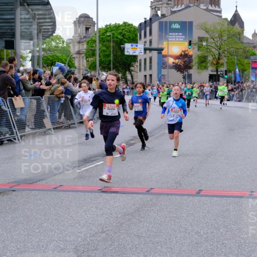 25.04.2026 - Das Zehntel Tim E. http://msf.ph/oto/9573998 25.04.2026 10:49:03 Ziel 5008, 5012, 5300, 5416, 6056, 6422, 6523, 6544, 6668, 6707, 6940, 7138, 7146, 7164, 7176, 7303, 7380, 7625, 7726, 7972 meine-sportfotos.de