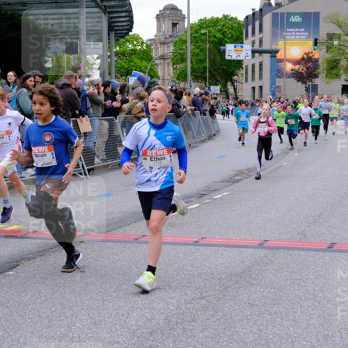 25.04.2026 - Das Zehntel Tim E. http://msf.ph/oto/9574006 25.04.2026 10:49:04 Ziel 5008, 5012, 5300, 5416, 6056, 6417, 6422, 6423, 6523, 6544, 6553, 6668, 6707, 6940, 7138, 7146, 7164, 7176, 7303, 7380, 7726, 7972 meine-sportfotos.de