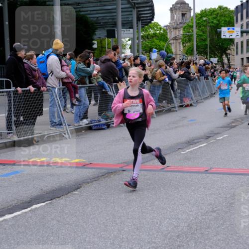 25.04.2026 - Das Zehntel Tim E. http://msf.ph/oto/9574014 25.04.2026 10:49:06 Ziel 5008, 5012, 5300, 5416, 6056, 6417, 6422, 6423, 6523, 6544, 6548, 6553, 6668, 6707, 6940, 7138, 7146, 7164, 7176, 7303, 7402, 7726, 7972 meine-sportfotos.de