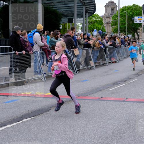 25.04.2026 - Das Zehntel Tim E. http://msf.ph/oto/9574016 25.04.2026 10:49:06 Ziel 5008, 5012, 5300, 5416, 6056, 6417, 6422, 6423, 6523, 6544, 6548, 6553, 6668, 6707, 6940, 7138, 7146, 7164, 7176, 7303, 7402, 7726, 7972 meine-sportfotos.de